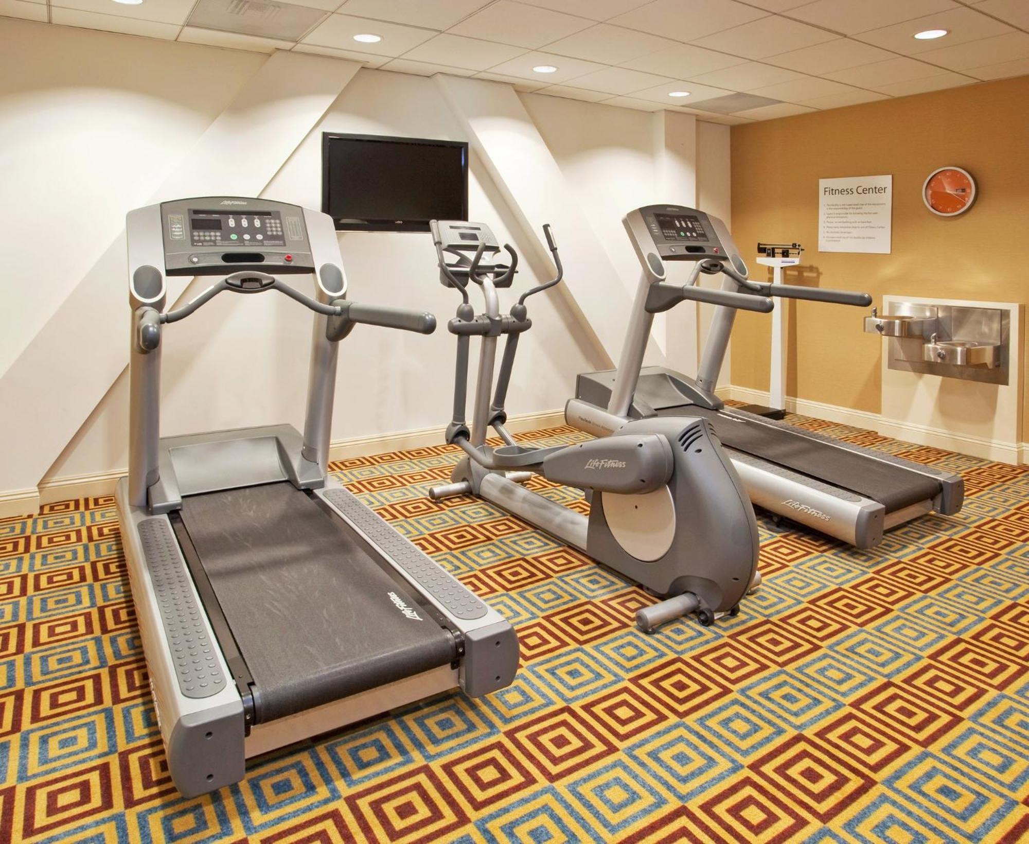 Holiday Inn Express Hotel & Suites Santa Cruz By Ihg Exterior foto